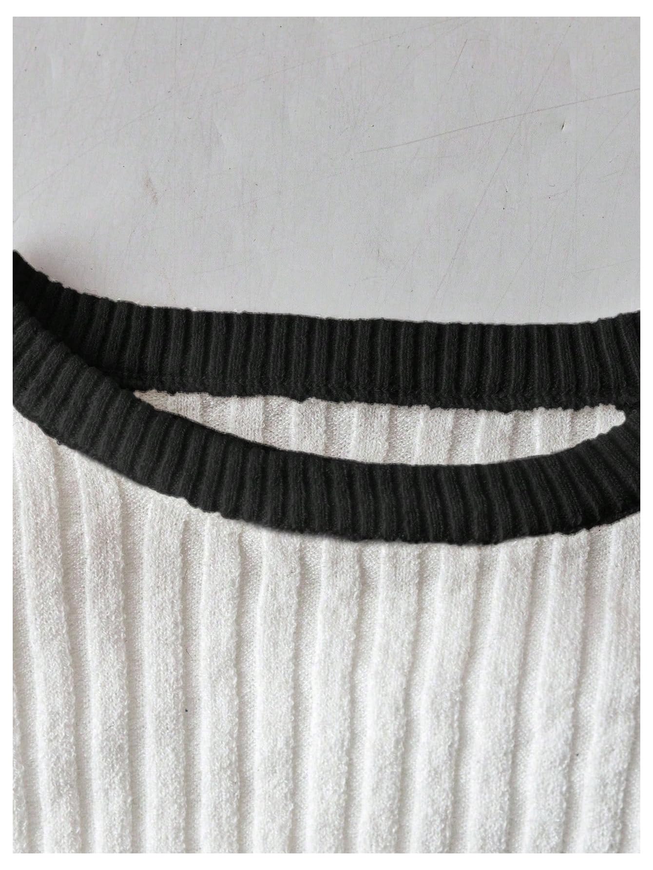 Verdusa Women's Old Money Short Sweater Wrap Slit Pullovers Fall Rib Knit Tops Black and White Large